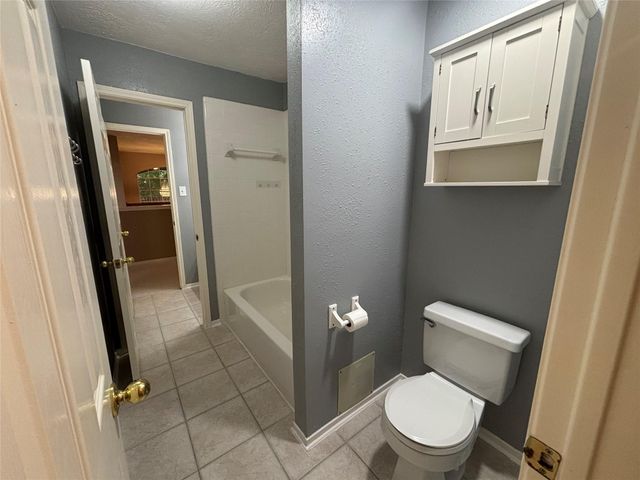 3207 Long Bough Court, Houston, TX 77059