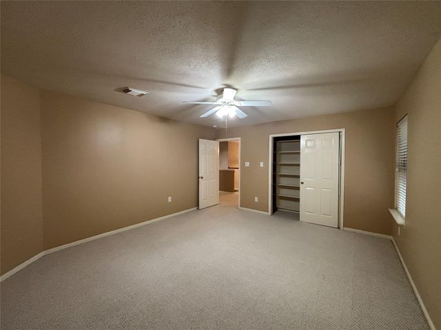 3207 Long Bough Court, Houston, TX 77059
