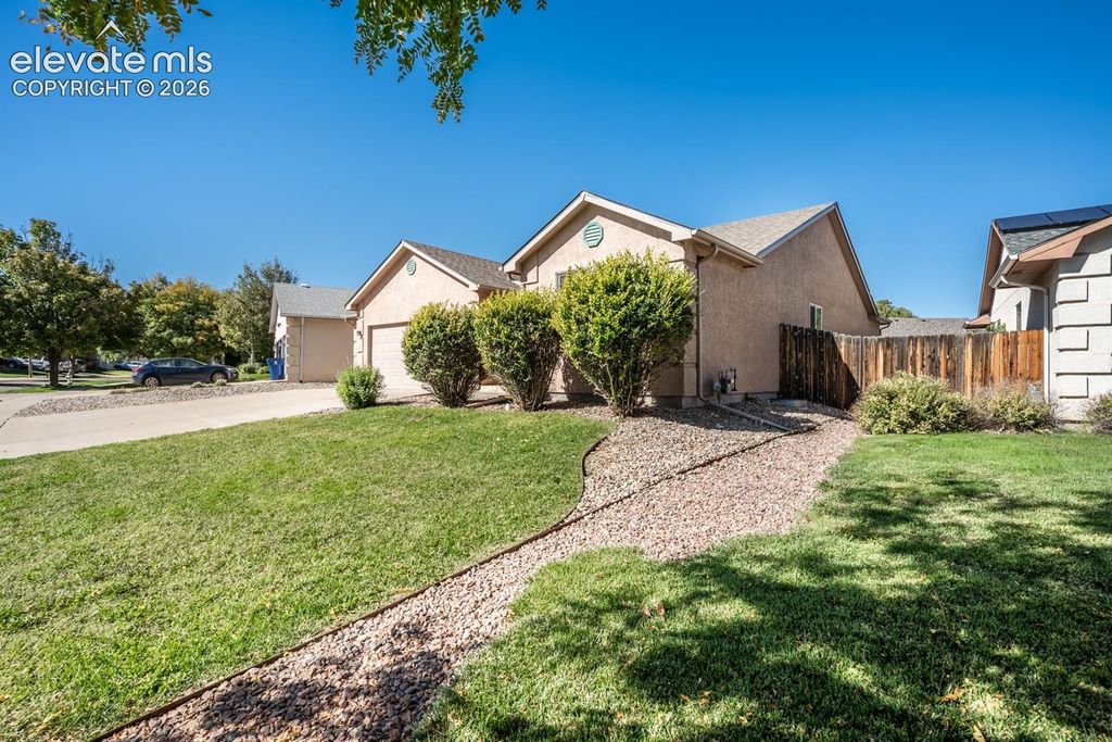 3433 Raccoon Lane, Pueblo, CO 81005 — photo 3