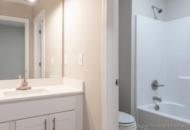 1035 Kingscote Drive, Fayetteville, NC 28314