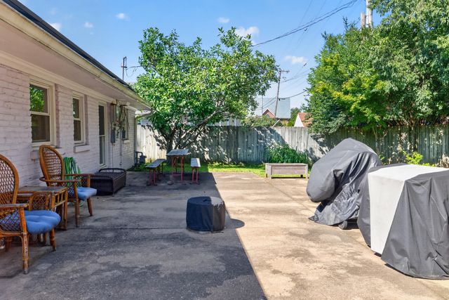 562 Sandalwood Drive, Lexington, KY 40505