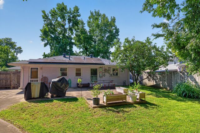 562 Sandalwood Drive, Lexington, KY 40505
