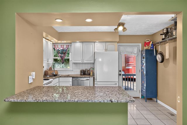 562 Sandalwood Drive, Lexington, KY 40505