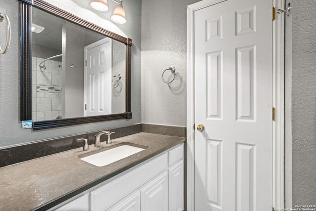 14114 Touch Gold, San Antonio, TX 78248