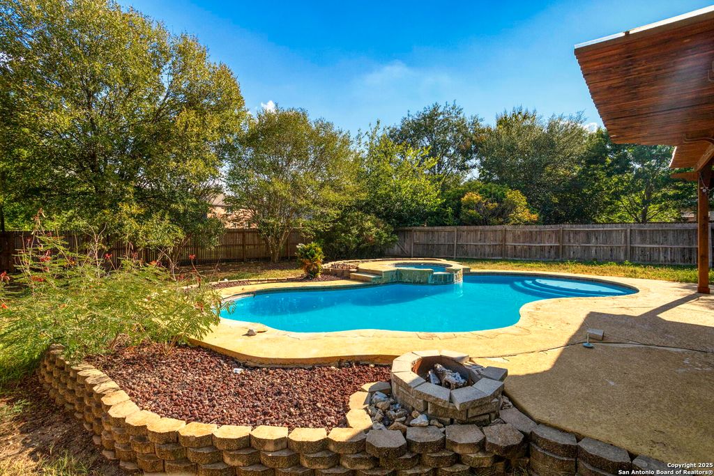14114 Touch Gold, San Antonio, TX 78248