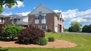 1807 RIDGEWAY DRIVE #38, De Pere, WI 54115