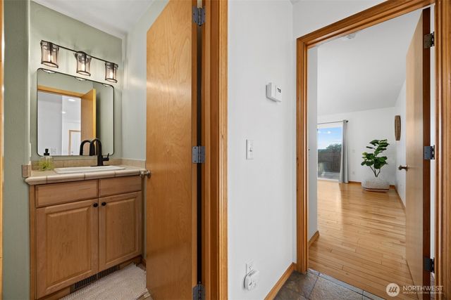 668 Parkview Place, Blaine, WA 98230