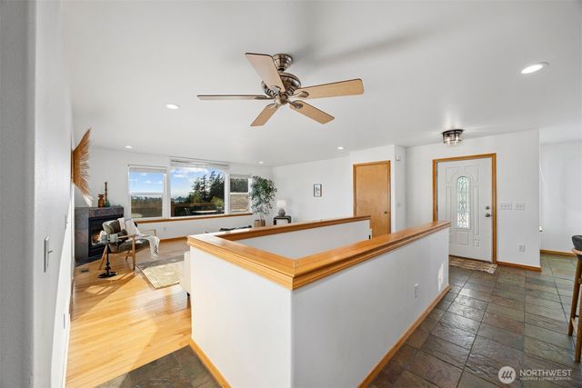 668 Parkview Place, Blaine, WA 98230