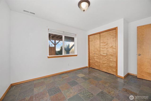 668 Parkview Place, Blaine, WA 98230