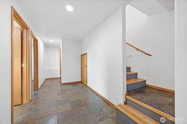 668 Parkview Place, Blaine, WA 98230