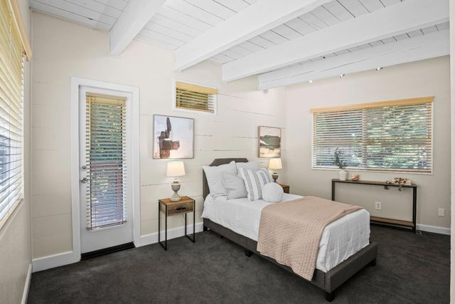 321 Valencia Road, Aptos, CA 95003