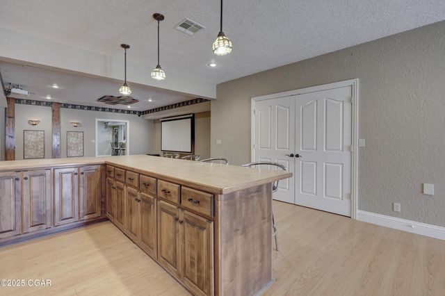 2625 Gaineswood Avenue, Baxter Springs, KS 66713