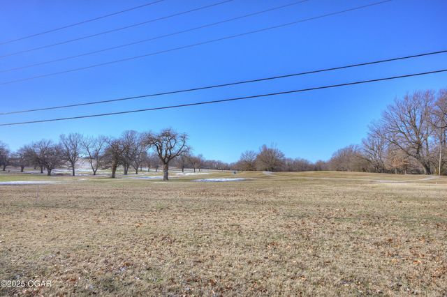 2625 Gaineswood Avenue, Baxter Springs, KS 66713