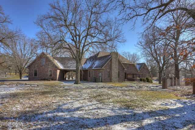 2625 Gaineswood Avenue, Baxter Springs, KS 66713