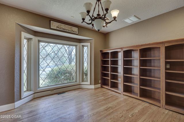 2625 Gaineswood Avenue, Baxter Springs, KS 66713