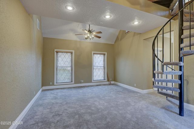 2625 Gaineswood Avenue, Baxter Springs, KS 66713