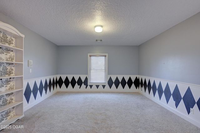 2625 Gaineswood Avenue, Baxter Springs, KS 66713