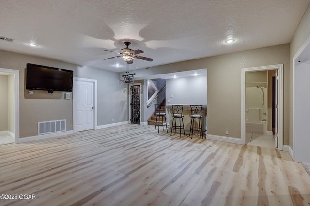 2625 Gaineswood Avenue, Baxter Springs, KS 66713