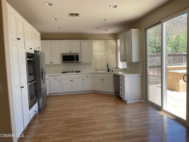 2938 Arbella Lane, Thousand Oaks, CA 91362