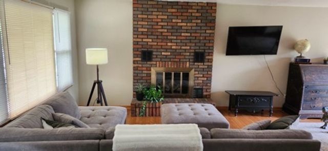 3442 Atlantic Avenue, Gurnee, IL 60031