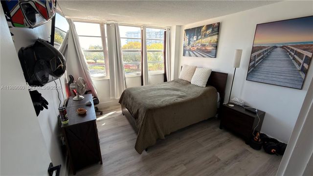 1351 NE Miami Gardens Dr 325E, Miami, FL 33179