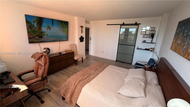 1351 NE Miami Gardens Dr 325E, Miami, FL 33179