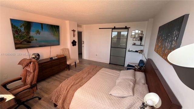 1351 NE Miami Gardens Dr 325E, Miami, FL 33179