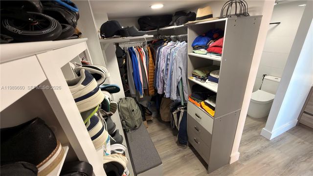 1351 NE Miami Gardens Dr 325E, Miami, FL 33179