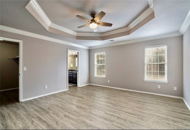 303 Edgehill Avenue, Lowell, AR 72745