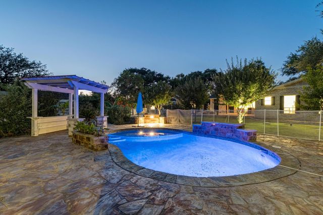 3809 Wyldwood RD, Austin, TX 78739