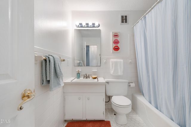 318 E Millbrook Road, Raleigh, NC 27609