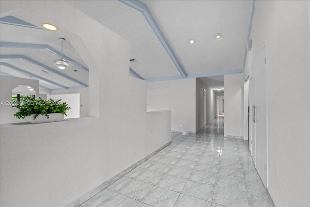 9220 NW 15th Street, Coral Springs, FL 33071