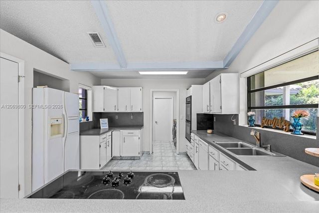 9220 NW 15th Street, Coral Springs, FL 33071