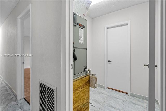 9220 NW 15th Street, Coral Springs, FL 33071
