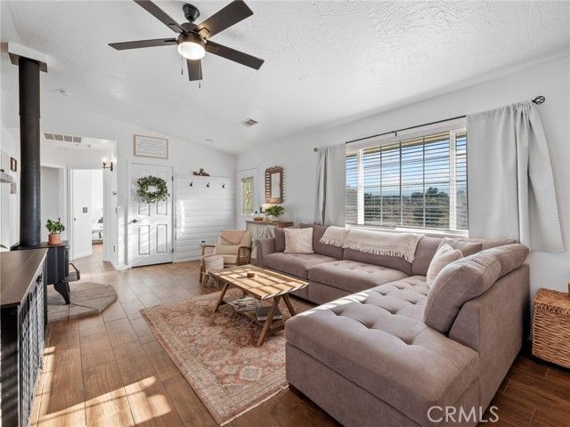 6370 Fremontia Street, Hesperia, CA 92344