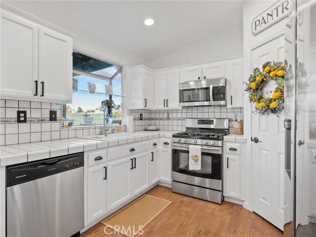 6370 Fremontia Street, Hesperia, CA 92344