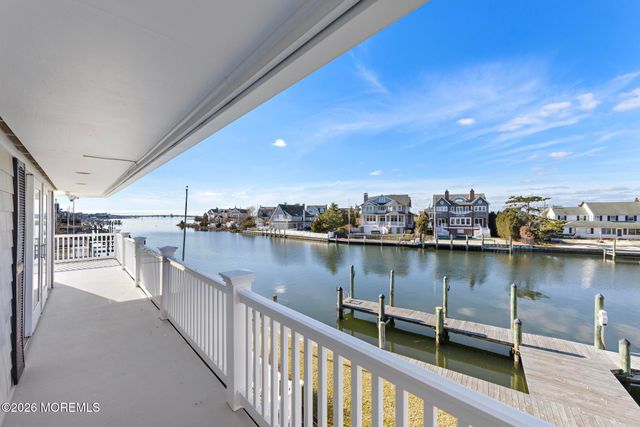 954 Barnegat Lane, Mantoloking, NJ 08738