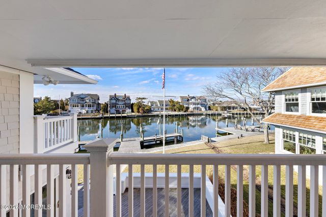 954 Barnegat Lane, Mantoloking, NJ 08738