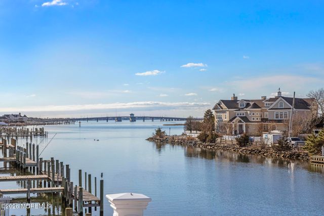 954 Barnegat Lane, Mantoloking, NJ 08738