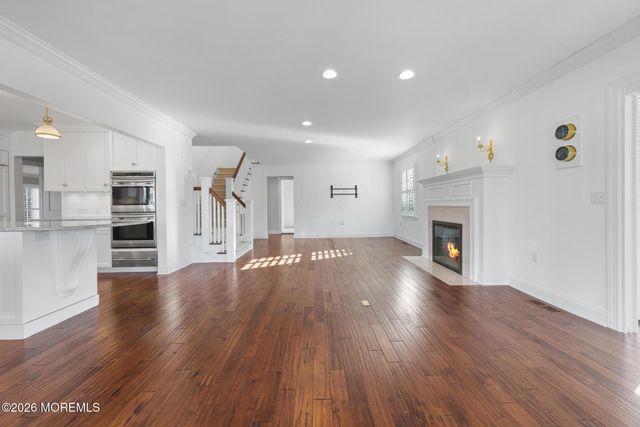 954 Barnegat Lane, Mantoloking, NJ 08738