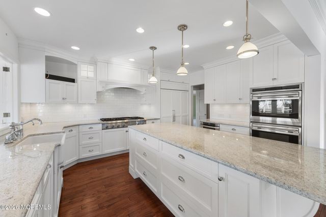 954 Barnegat Lane, Mantoloking, NJ 08738