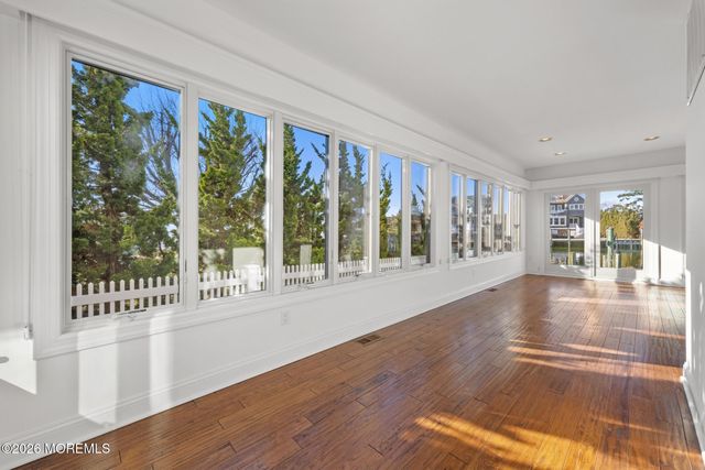 954 Barnegat Lane, Mantoloking, NJ 08738