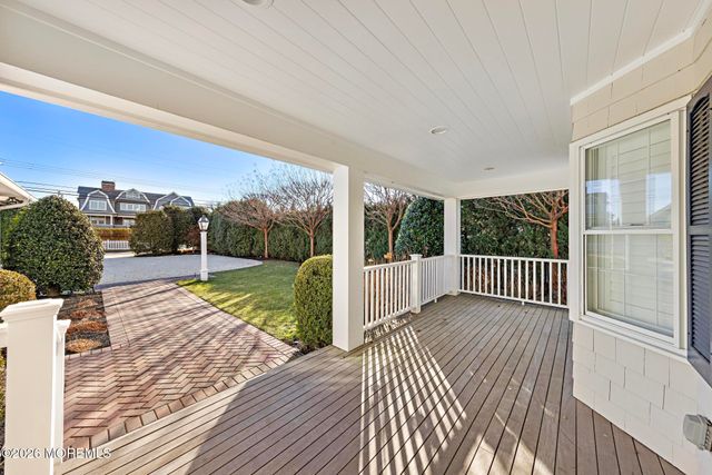 954 Barnegat Lane, Mantoloking, NJ 08738