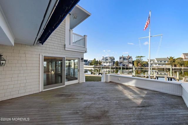 954 Barnegat Lane, Mantoloking, NJ 08738