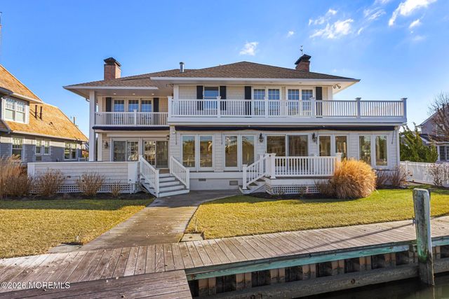 954 Barnegat Lane, Mantoloking, NJ 08738