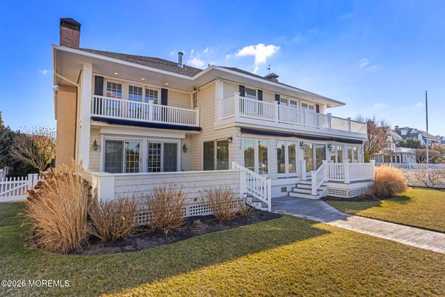 954 Barnegat Lane, Mantoloking, NJ 08738