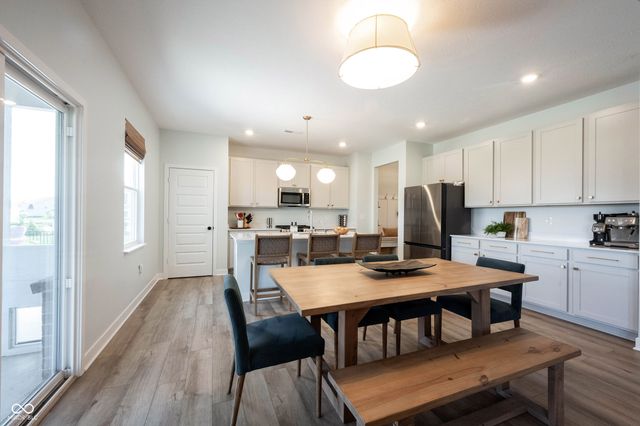 240 Waterford Lane, Westfield, IN 46074
