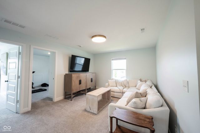 240 Waterford Lane, Westfield, IN 46074