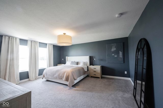 240 Waterford Lane, Westfield, IN 46074