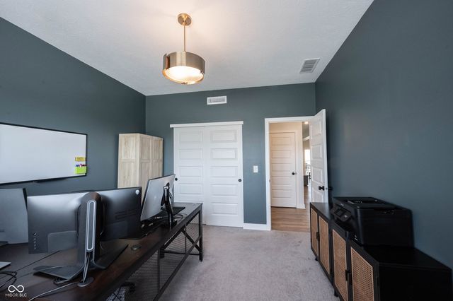 240 Waterford Lane, Westfield, IN 46074